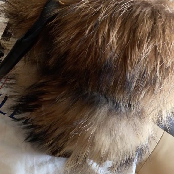 Moncler Purse - Picture 11 of 14